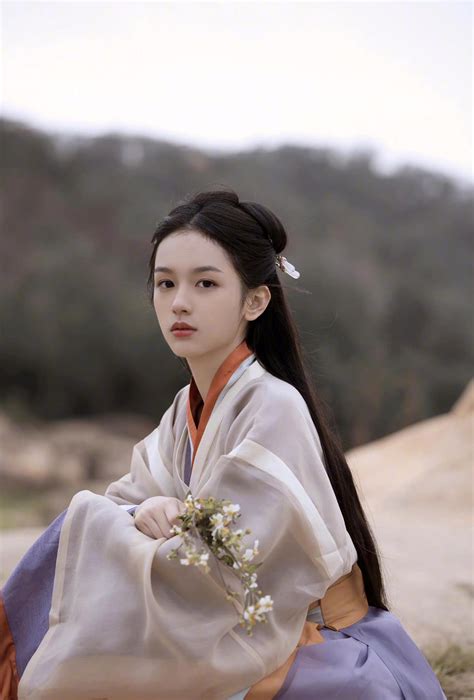 N Di N Vi N Tr Trung Qu C Hot Nh T Elle Man