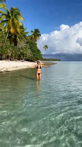 INSTA VID K2S FJ Kim Kardashian Black Bikini 06 13 2022 Phun Org Forum