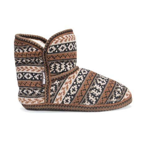 Muk Luks® Womens Short Knit Patterned Bootie Brown