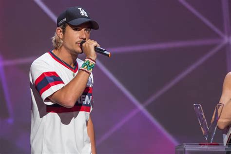 Nekfeu Prend La Parole Pour La Toute Premi Re Fois Apr S Les