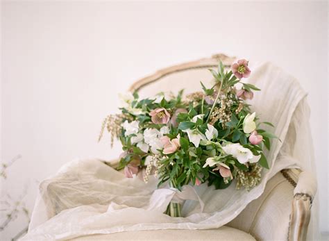 Minimalist Wedding Gowns by Mes Petites Dentelles