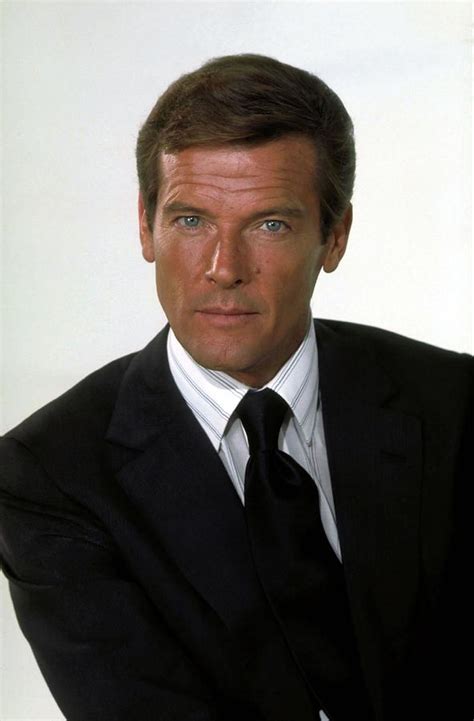 Roger Moore In 007 James Bond Man With The Golden Gun The 1974