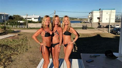 Tienen M S De Y Lucen Sus Incre Bles Figuras En Bikini Divinas Infobae