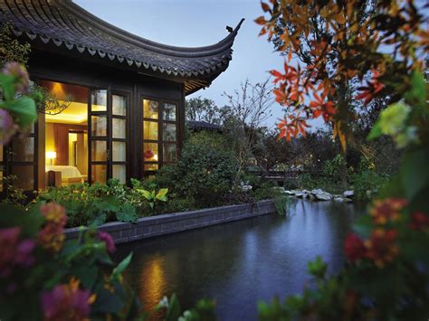 Four Seasons Hotel Hangzhou At West Lake, Hangzhou, China - Hotel ...