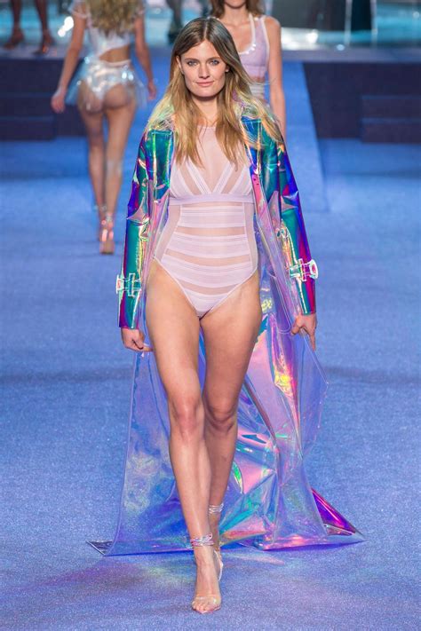 Défilé Etam Lingerie printemps été 2019 Prêt à porter