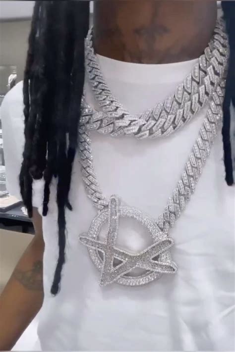 Carti Anarchy Chain Chain Pins Anarchy