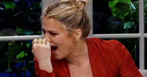 Khlo Kardashian Talks Sex I Ve Never Seen A White Penis Want To Show Me Yours Daily Star