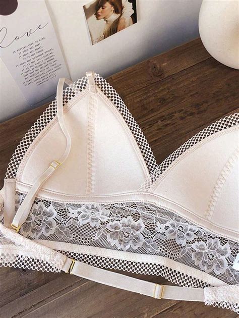 Sutiã sem costas macio e acolchoado renda e tule para busto pequeno lingerie SHEIN Brasil