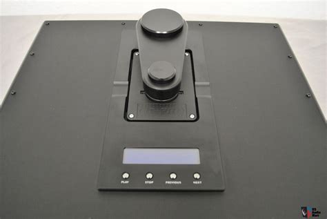 Musical Fidelity A1008 Integrated Amplifer and A1008 CD Player Photo ...