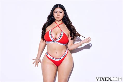 VIOLET MYERS Vixen 049 Porn Pic