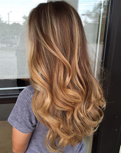 20 Sweet Caramel Balayage Hairstyles For Brunettes And Beyond In 2020 Balayage Hair Short