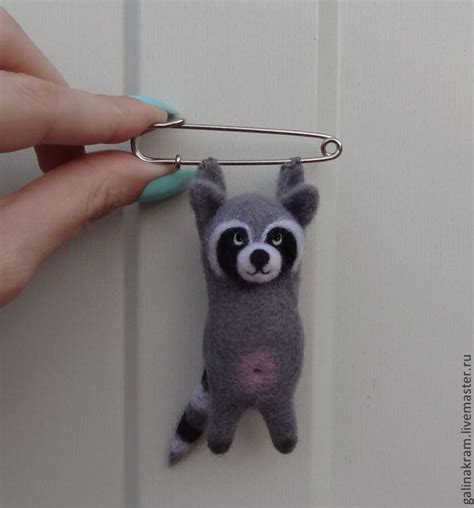 брошь Енотик/Коала на булавке – заказать на Ярмарке Мастеров – 4E2KLRU ...