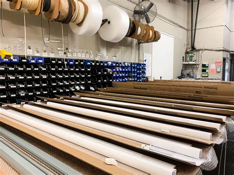 Are you looking for a Retractable Screen Door supplier that does not