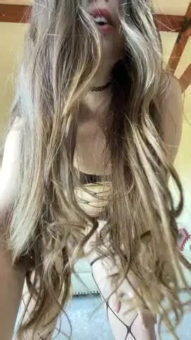 Would You Fuck A Freaky Milf Scrolller