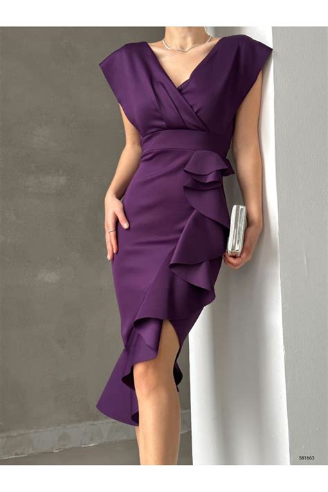 Secret Passion Lingerie Yaka Volanlı Kolsuz Ve Yırtmaçlı Kruvaze Midi Boy Mor Abiye Ve Mezuniyet