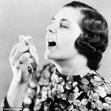 Sneezing A Lot You Must Be Thinking About Sex Daily Mail Online