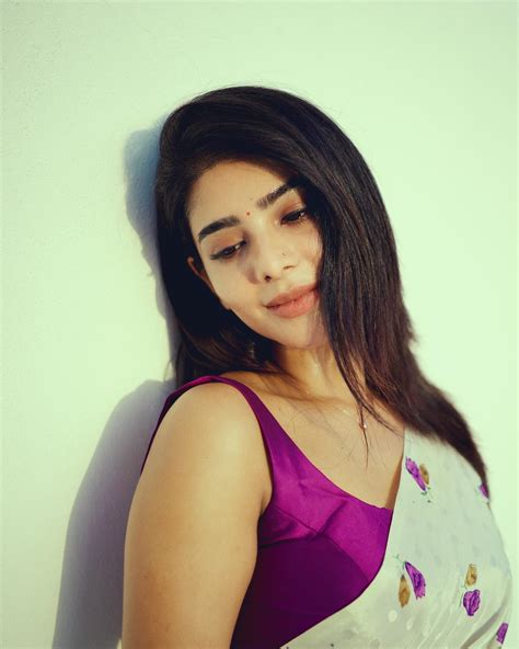 Pavithra Lakshmi Latest Hot Photos In Saree Glamsundari In