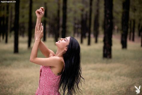 Estefania Pahe Nude OnlyFans Leaks Fappening FappeningBook