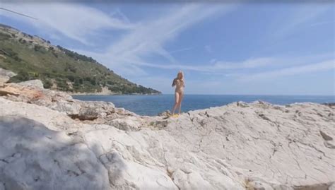 Summer Is Cuming Outdoor Sex VR Porn Video VRPorn