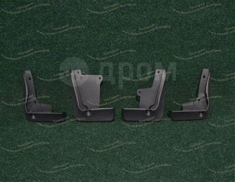 Купить Брызговики Toyota Camry 70 /Камри/ с 2018г. черные в ...