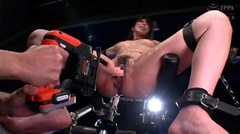 Mira 三角木馬で逝く 三角木馬 固定電マ Bondage Porn SpankBang