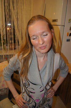 Cuckold Husband Shows Cum Whore Wife Zoya Naked In Sperm On Face For