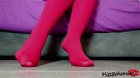 Miss Bohemian Amateur Wiggling My Toes In Tight Heels Foot Fetish Wmv