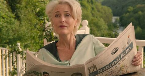 Sex Education Gillian Anderson Spera Che I Figli Non Guardino Mai La Serie