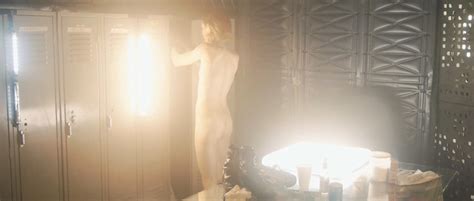 Nude Video Celebs Robin Kurtz Nude Earthkiller 2011