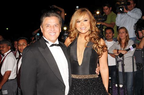 Mario y Brenda Bezares envían mensaje a la familia de Paco Stanle...