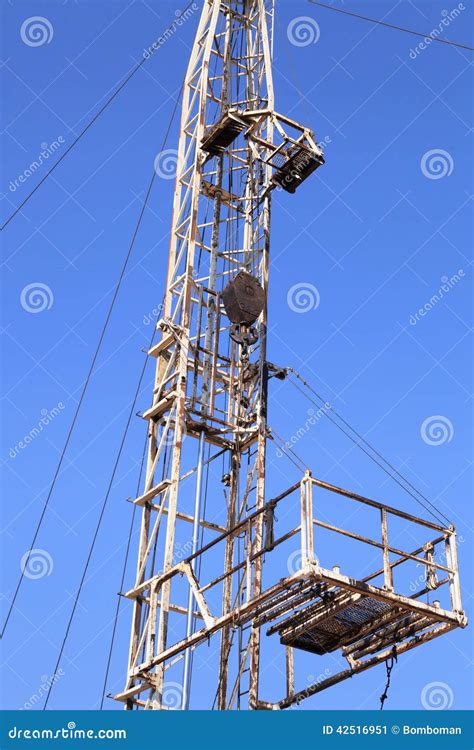 Workover Rig Stock Image 108926821