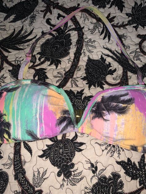 F F Bikini Top Women S Fashion Swimwear Bikinis Swimsuits On Carousell