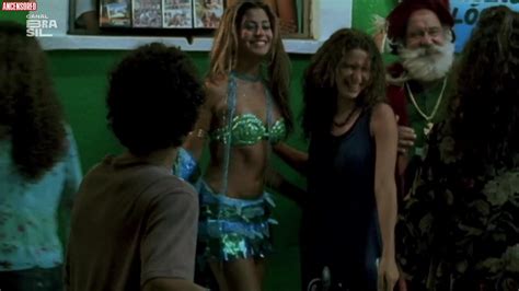 Naked Carol Castro In O Caminho Das Nuvens