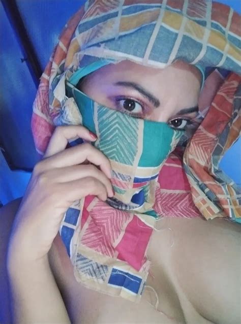 Real Horny Arab Wife In Hijab Nudes Pussy Naked Selfies Pics Xhamster