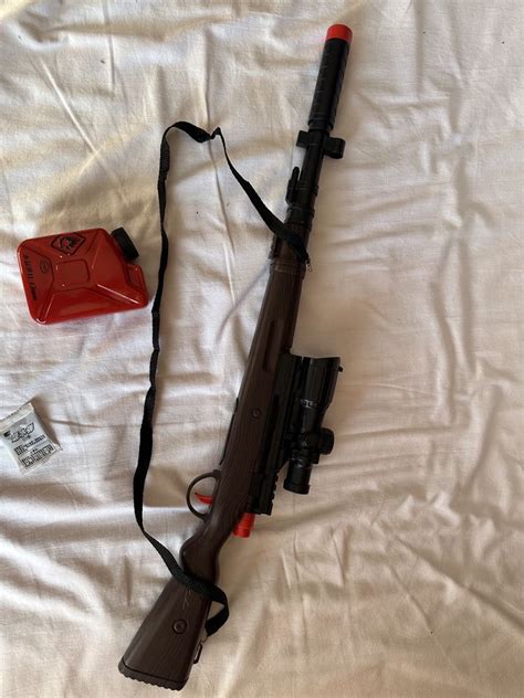 Играчки за момчета писта hot wheels джипове боксова круша пушка гр Троян OLX bg