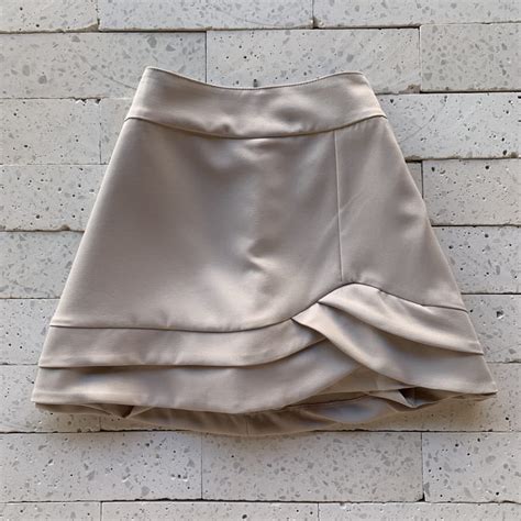 Short Saia Alfaiataria Transpassado Luxo Nude Dondoca Moda Feminina