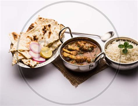 Image Of Hyderabadi Mutton Paya Nehari Nahari Or Nihari Masala