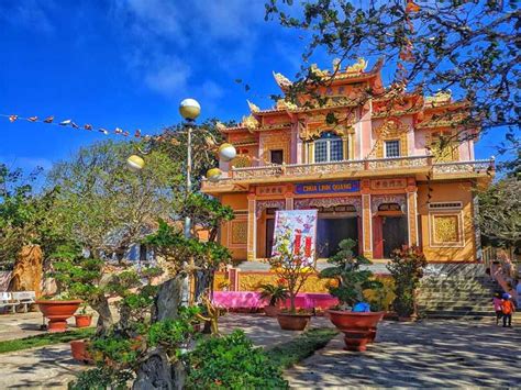 Vietnamese Buddha And The Path Of Zen