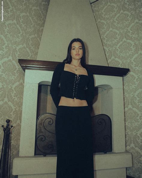 Beatrice Barichella Beatrjxe Nude OnlyFans Leaks Fappening FappeningBook