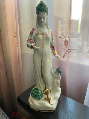 Фарфоровая Статуэтка Хозяйка Медной Горы Дулево 1960 годы