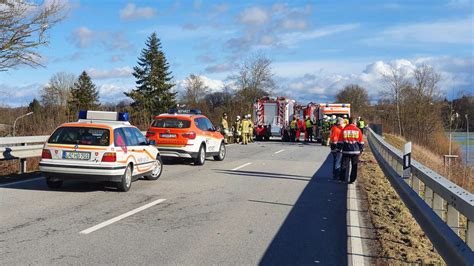 Velden Vils Unfall Auf B Im Landkreis Landshut Am Januar