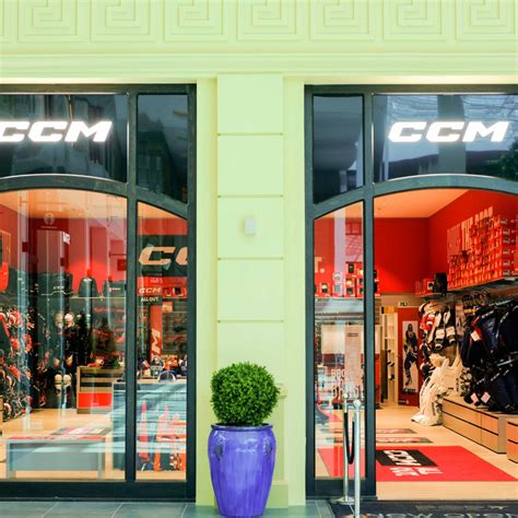 CCM | POP Airport outlet