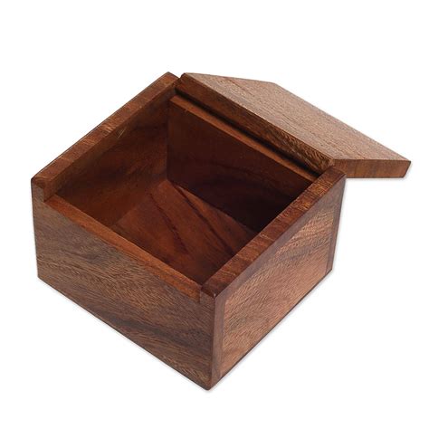 Unicef Market Handcrafted Suar Wood Gecko Decorative Box From Bali