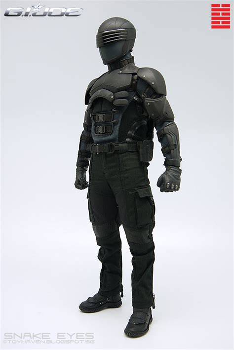 Toyhaven Review I Hot Toys G I Joe Retaliation 1 6th Scale Snake Eyes 12 Inch Collectible Figure