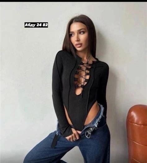 В наличии топовые Боди со шнуровкой спереди ️Ткань: Лапша ️Размеры: 42 ...