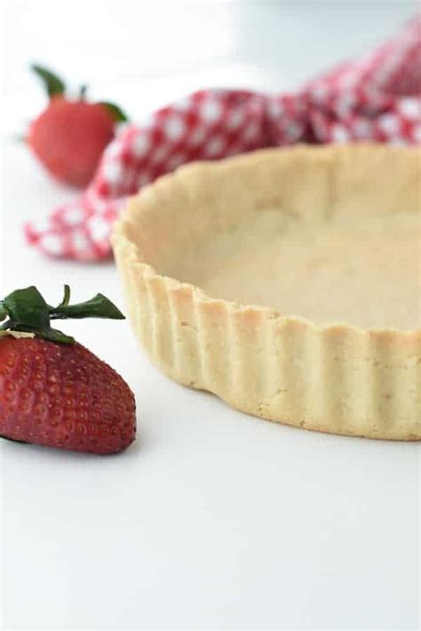 Gluten Free Vegan Pie Crust With Almond Flour The Conscious Plant Kitchen