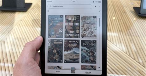 Amazon’s Kindle Colorsoft Signature Edition hands-on: color E Ink looks ... 