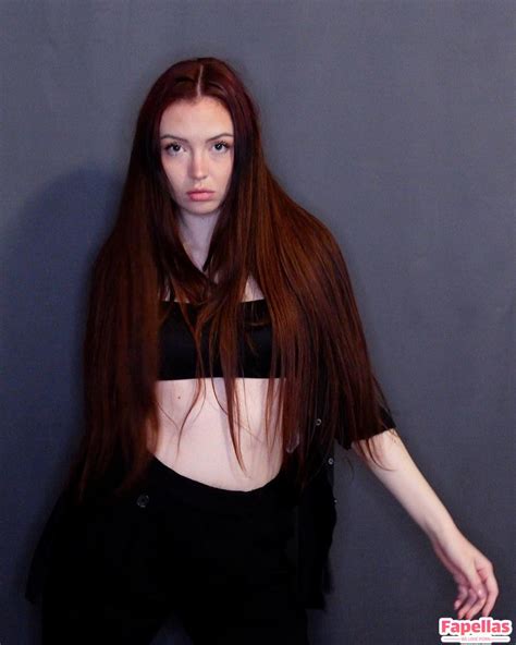 Quantum ASMR Aka QuantumASMR Aka Carolinecmc Nude Leaks Patreon Fapellas