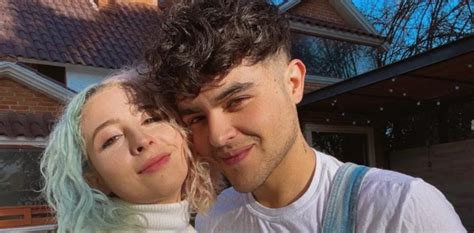 Diversidad Sexual Una Influencer Pansexual Inici Un Noviazgo Con Un Joven Gay