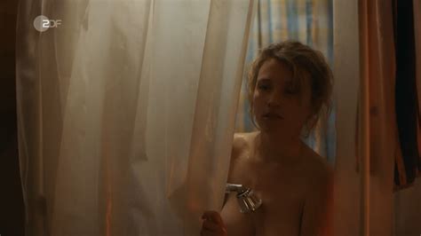 Nude Video Celebs Janina Fautz Nude Preis Der Freiheit
